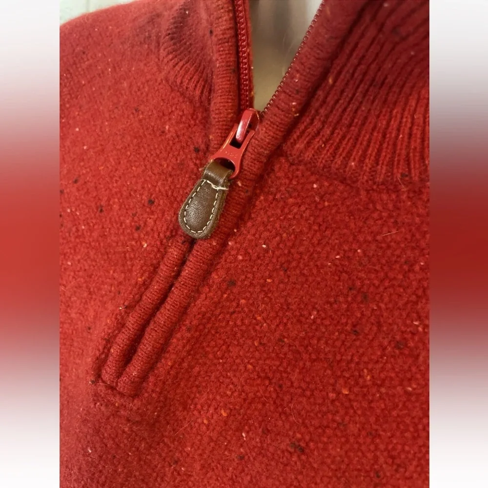 Jos. A. Bank Men's Lambswool Knit Sweater Pullover‎ with Leather Pull Zipper Red
